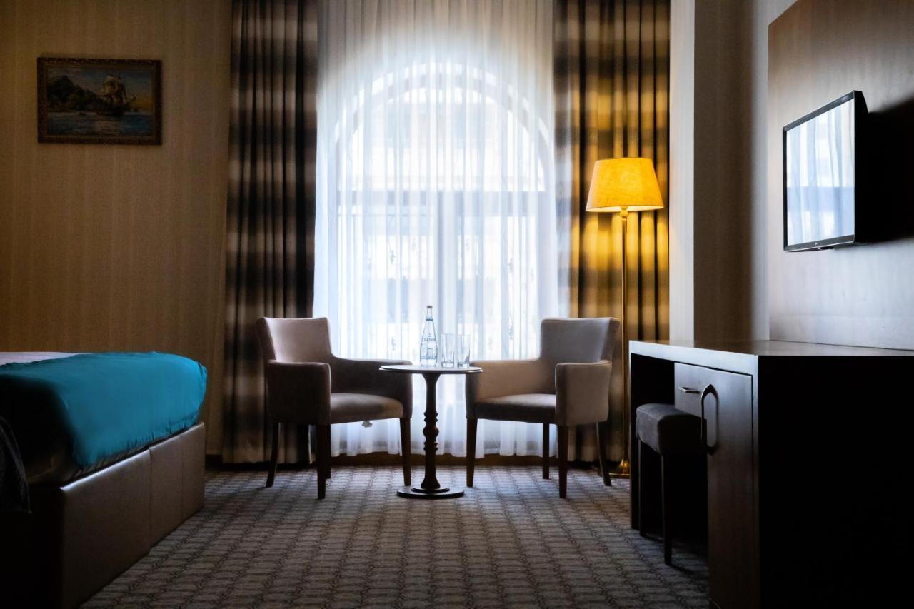Madison Hotel Баку Екстер'єр фото