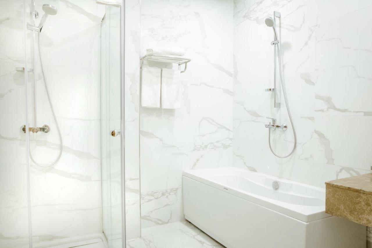 Madison Hotel Баку Екстер'єр фото