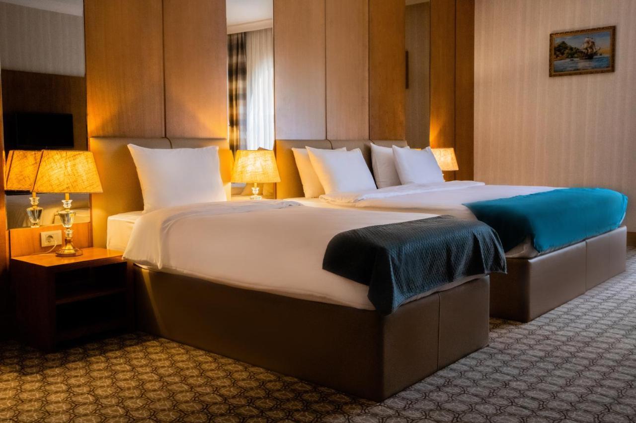 Madison Hotel Баку Екстер'єр фото