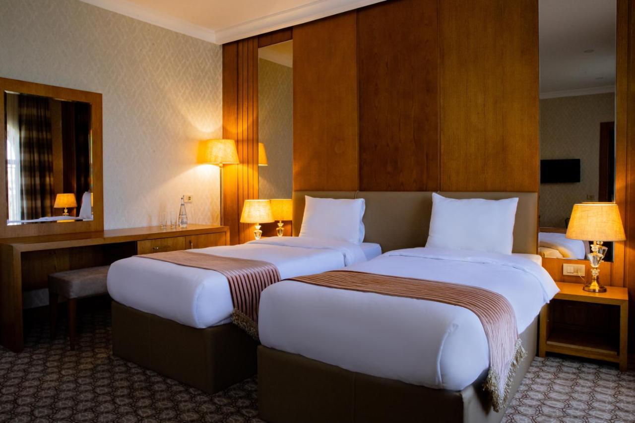 Madison Hotel Баку Екстер'єр фото