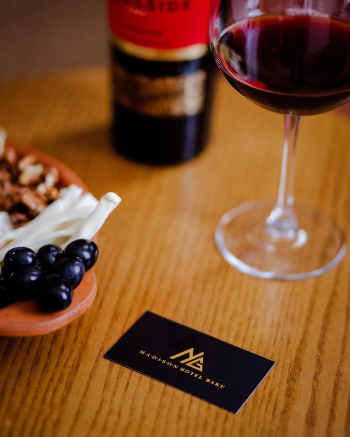 Madison Hotel Баку Екстер'єр фото