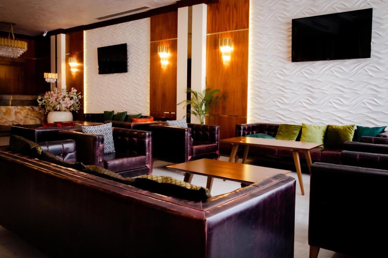 Madison Hotel Баку Екстер'єр фото