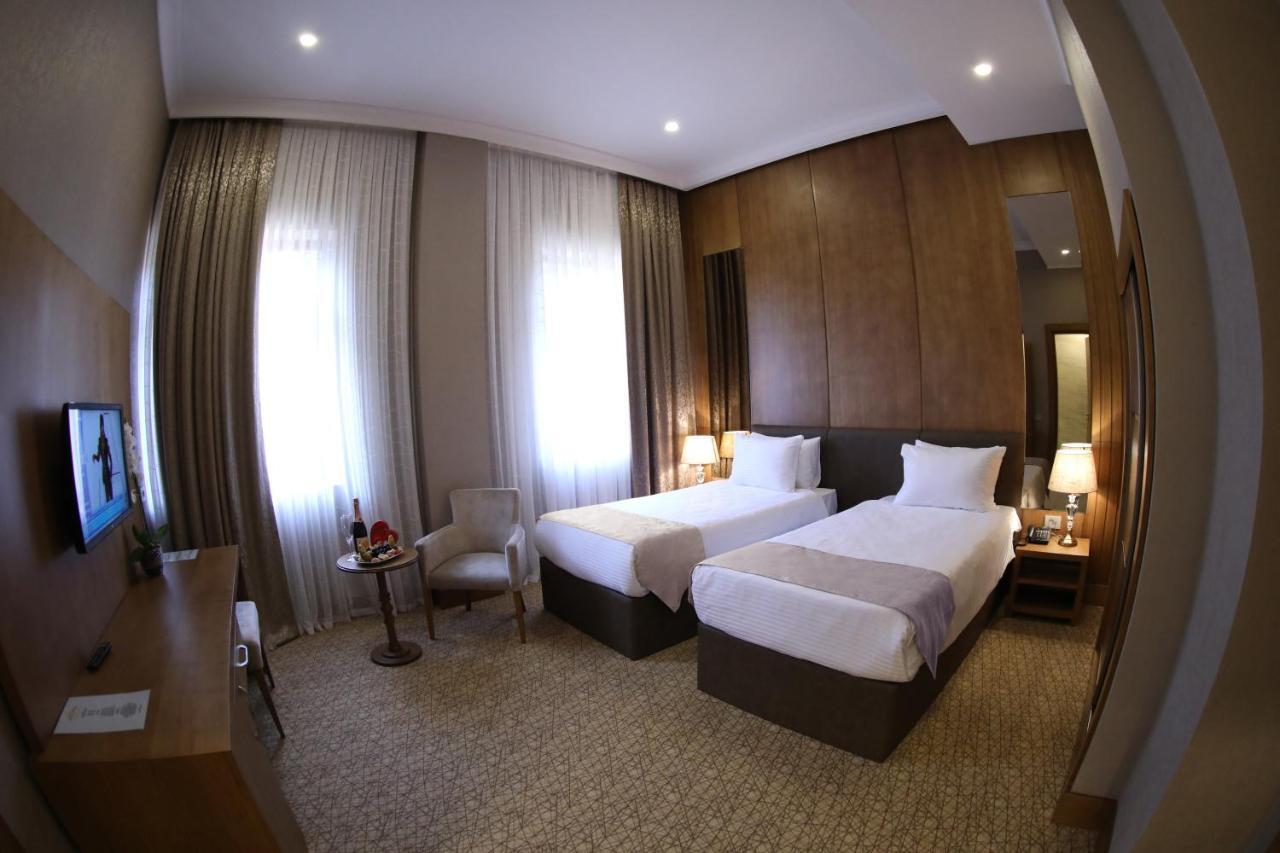 Madison Hotel Баку Екстер'єр фото