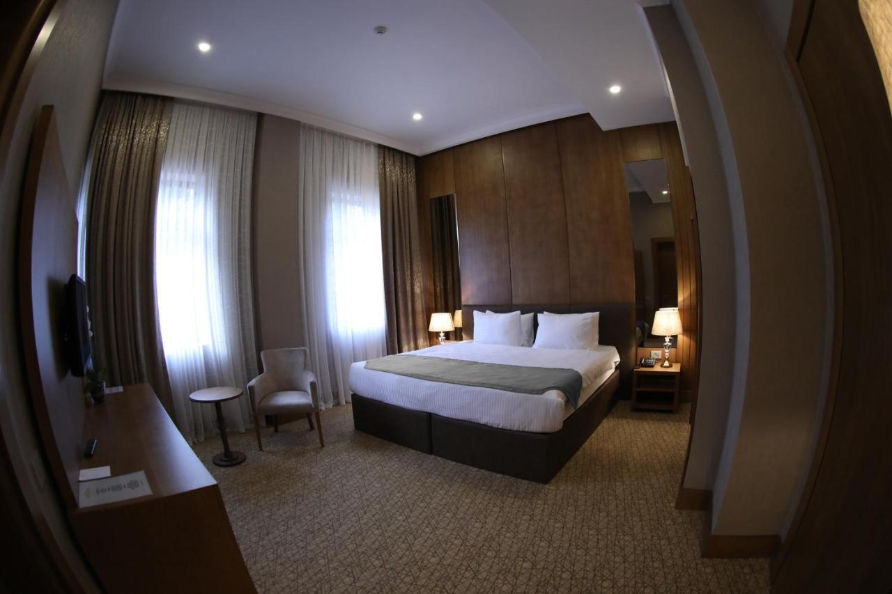 Madison Hotel Баку Екстер'єр фото