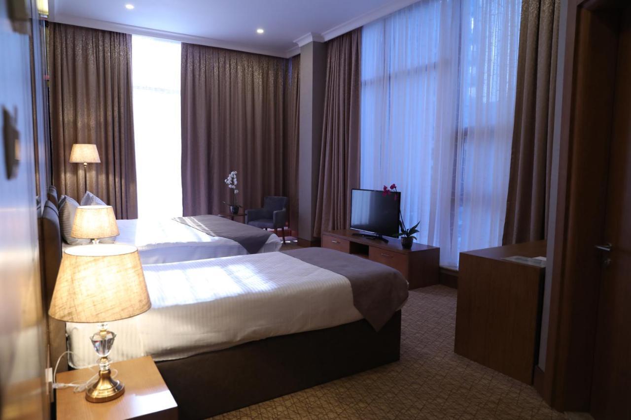 Madison Hotel Баку Екстер'єр фото