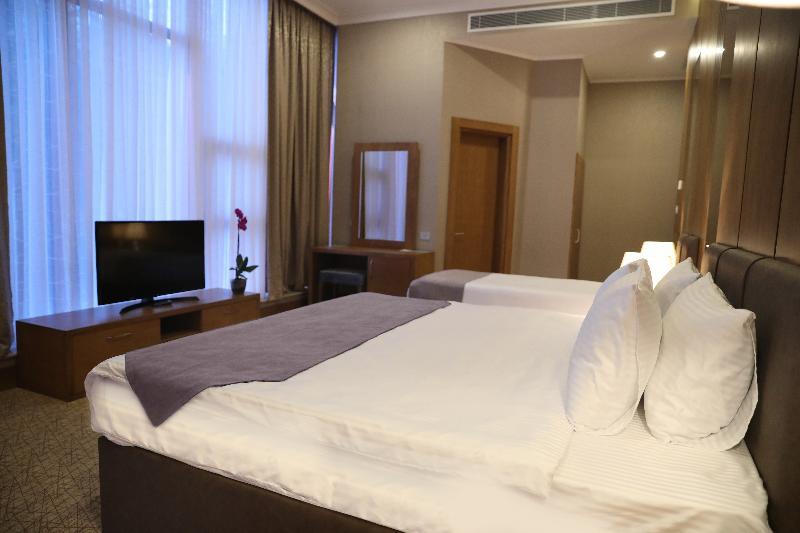 Madison Hotel Баку Екстер'єр фото